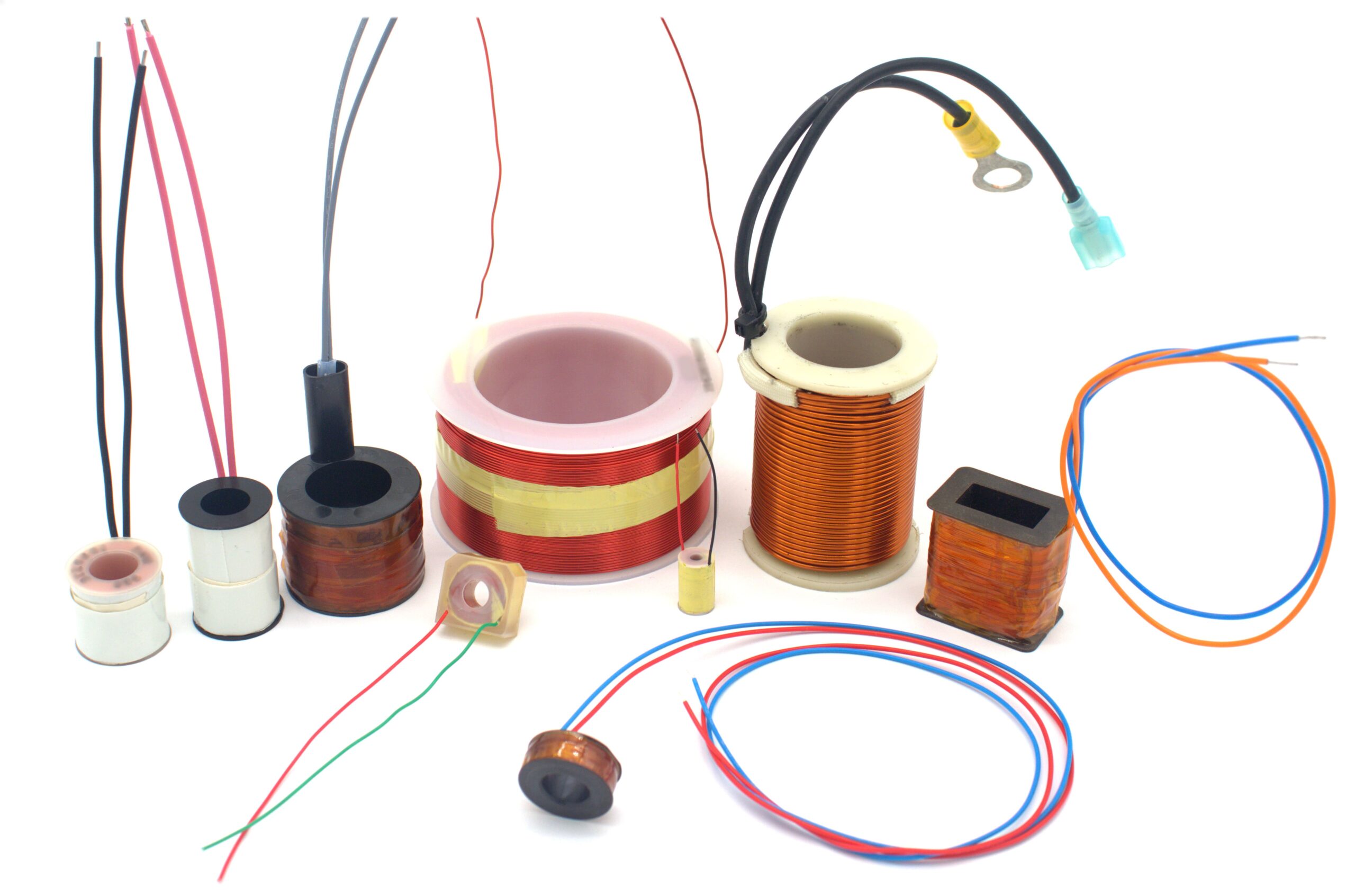 Bobbins coils with leads